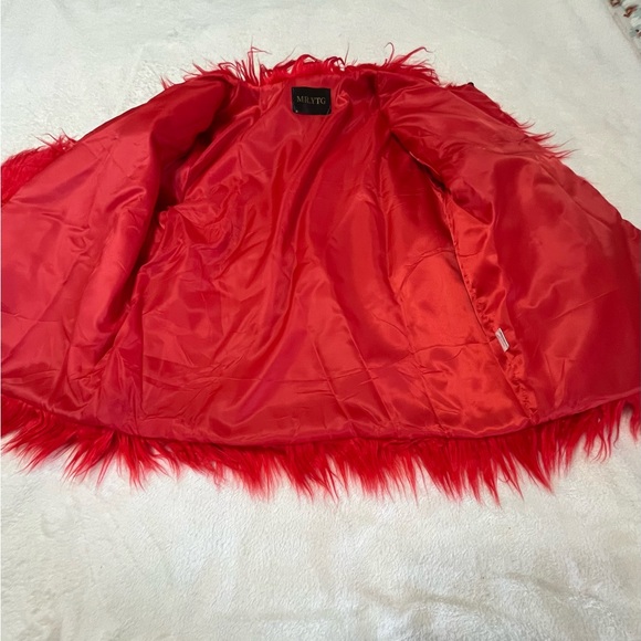 MR.YTG Women’s Striking Vibrant Red Shaggy Faux Fur Short Jacket Pockets Size M - Picture 6 of 11